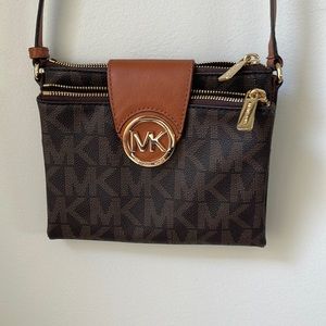 Michael Kors crossbody purse